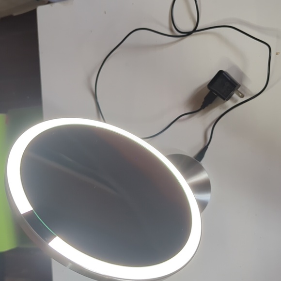 Simplehuman Sensor 5x Mirror - Picture 7 of 8